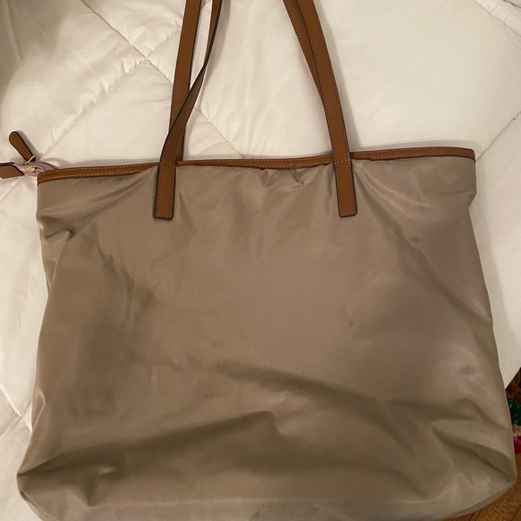 Michael Kors tote - Picture 3 of 4